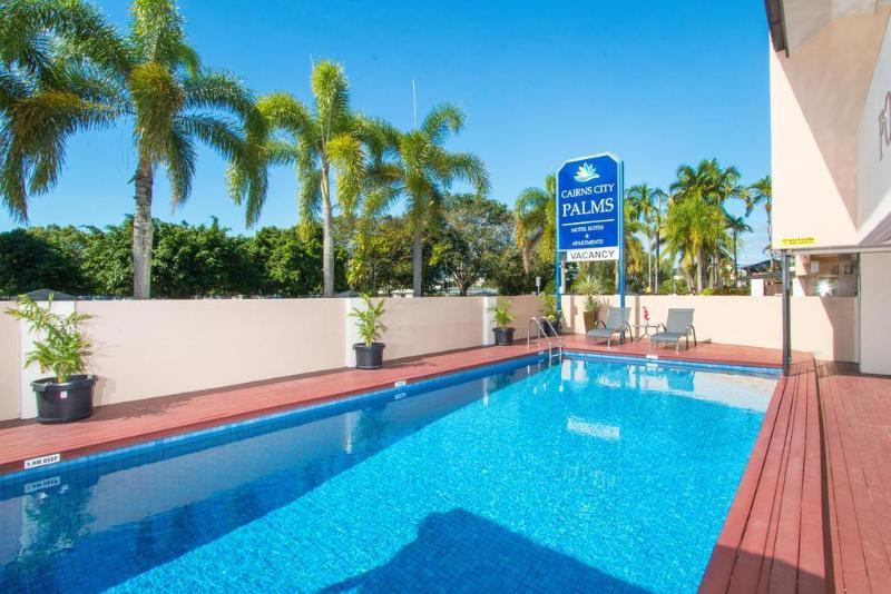 High Chaparral Hotel Cairns Exterior photo
